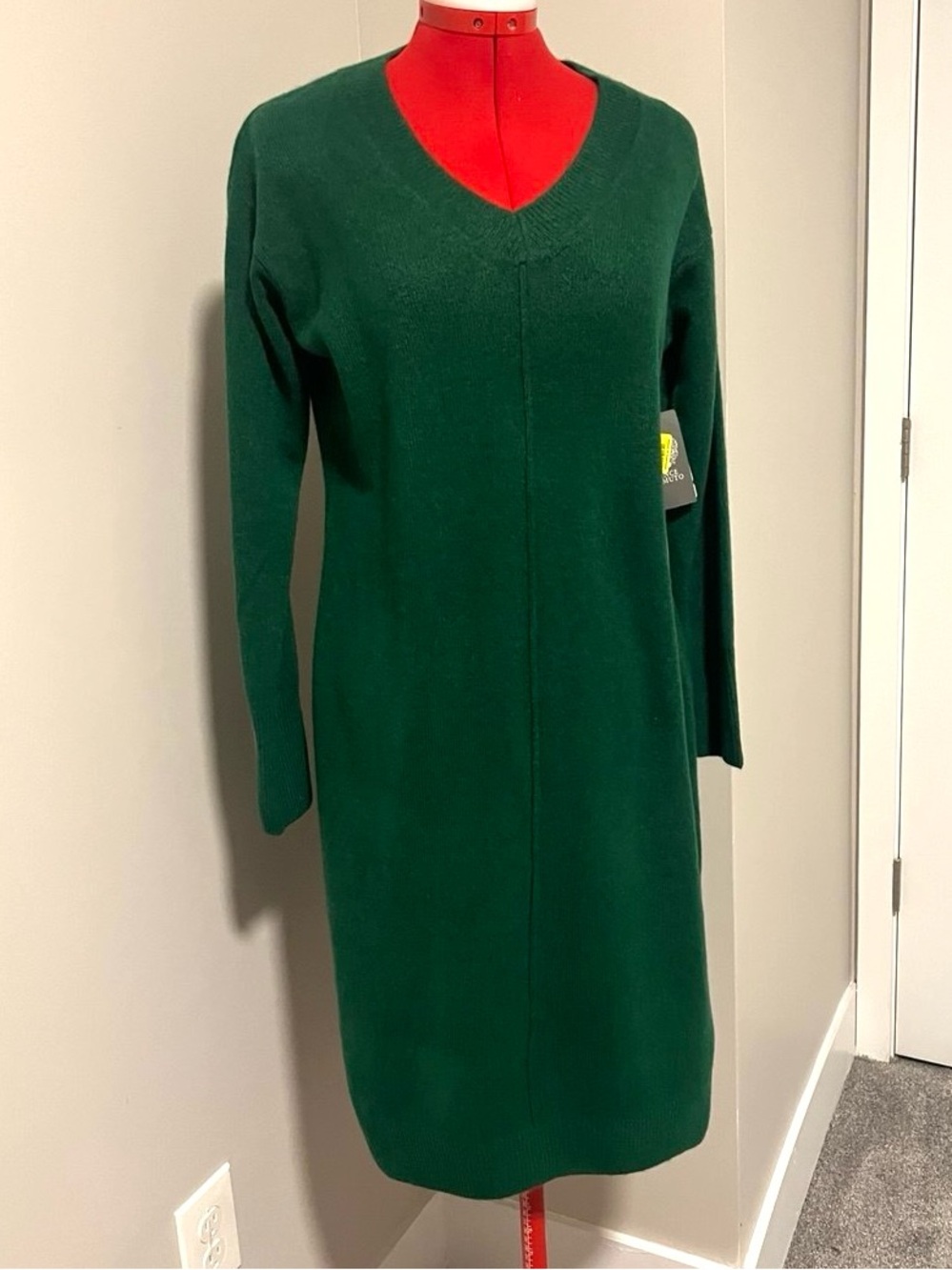 Vince Camuto Deep Green V-Neck Long Sleeve Knit Dress